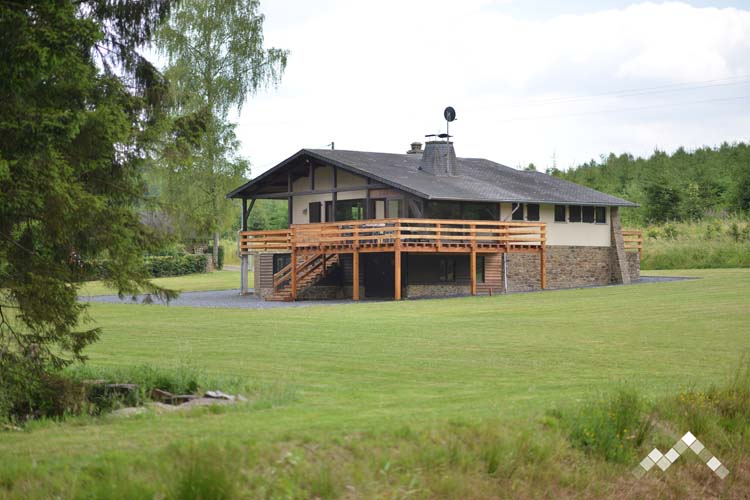 LA RIVELAINE-35